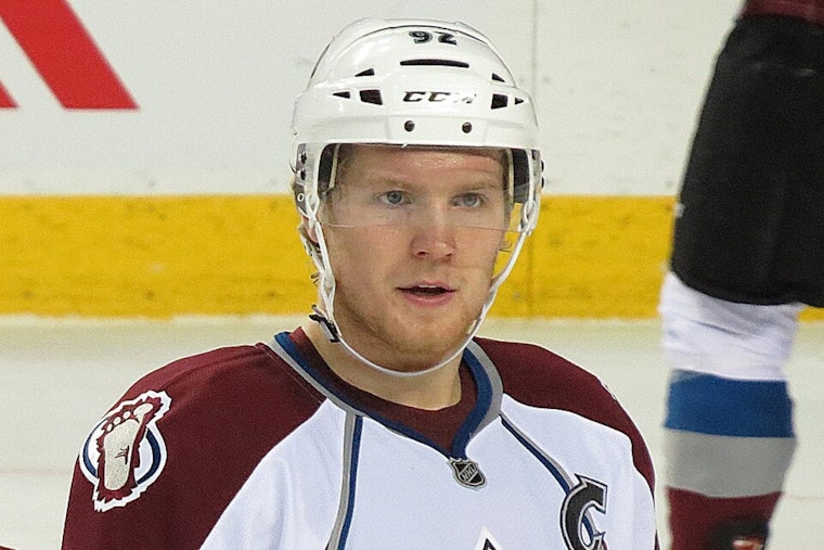 Landeskog Turns Playoff Hitman as Bednar’s Quiet Fixer for Avs
