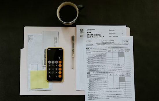 Las Vegas Tax Shock: Clark County Homeowners Hit With Bigger Bills Despite Flat Rate
