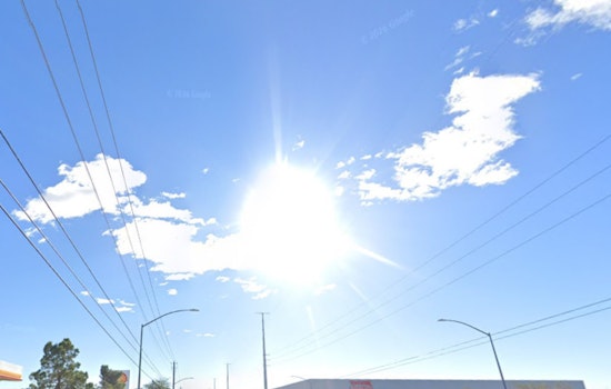 Las Vegas Wakes To Whipping Winds And Early Holiday Heat