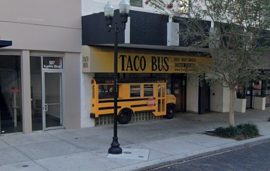Late-Night Bodega Bus Rolls Into Downtown Tampa With 4 A.M. Chopped Cheese