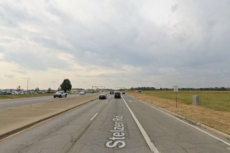 Late-Night Stelzer Road Wreck Kills East Side Motorcyclist