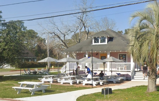 League City Main Street Scores New Coffee-and-Cream Power Couple