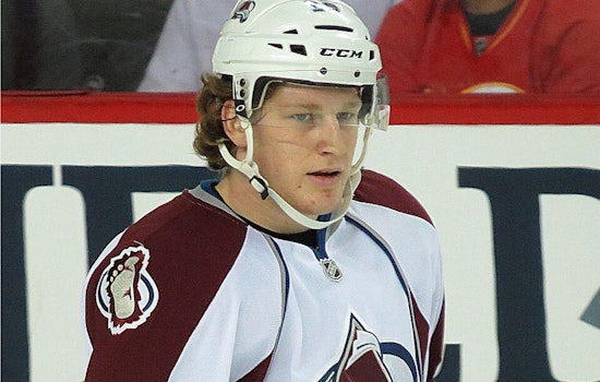 MacKinnon Torches Wild As Avs Grab 2-0 Stranglehold
