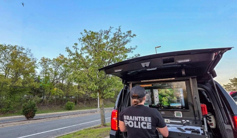Mall Thieves Bolt For Braintree Split After South Shore Plaza Bust