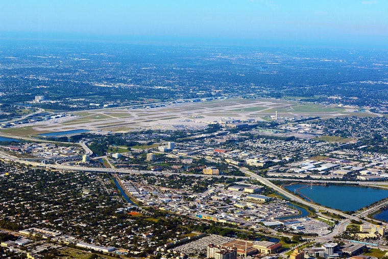Mar-a-Lago No-Fly Zone Leaves West Palm Neighbors Under A Flight Path From Hell