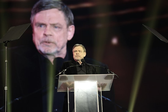 Mark Hamill’s Trump Grave Post Has White House Seeing Red
