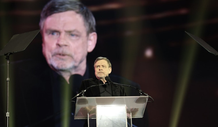 Mark Hamill’s Trump Grave Post Has White House Seeing Red