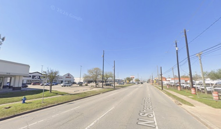 Marshalls Muscles Into Merchants Park On North Shepherd