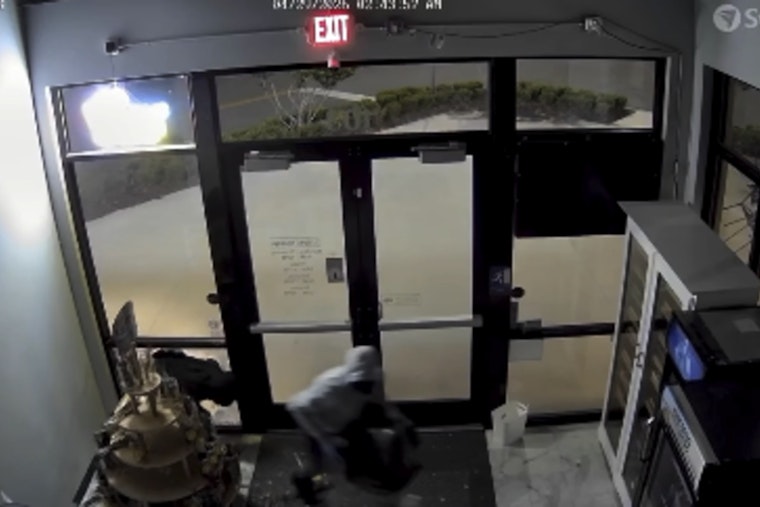 Masked Crew Busted After Smash-and-Grab at Durbin Park Vape Shop