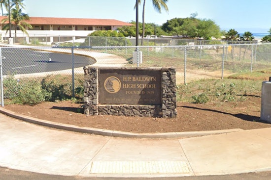 Maui Grads Take Back The Field As War Memorial Stadium Reopens For Big Weekend