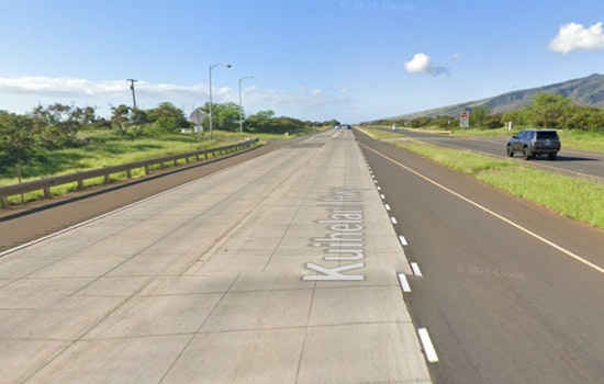 Maui Highway Horror: Kahului Driver Killed After Slamming Into School Bus