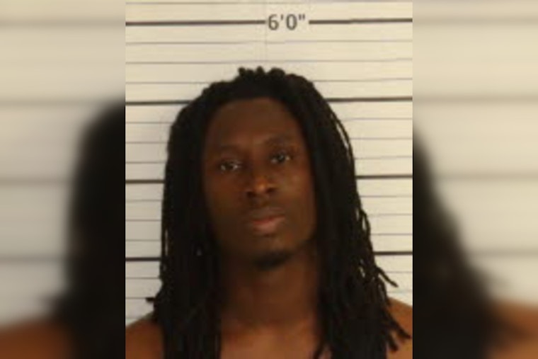 Memphis Speedster Slams Into Apartment While Trying to Outrun Trooper