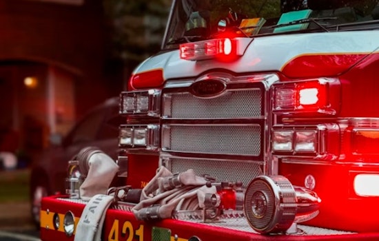 Metro Atlanta Paint Store Inferno Sends Black Smoke Over Neighborhoods