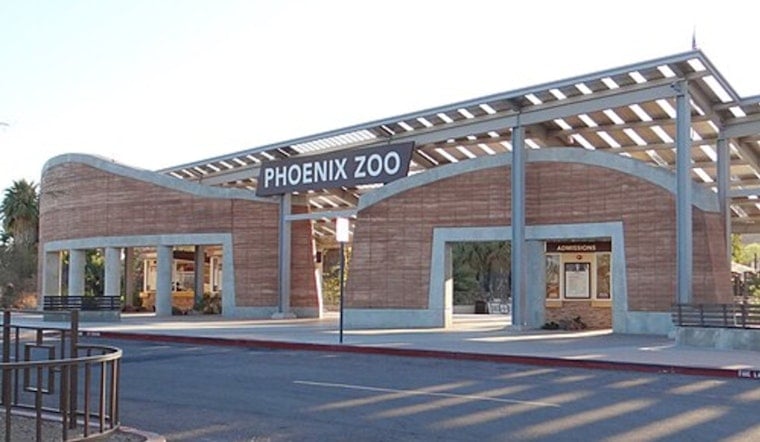Midday Bomb Scare Empties Phoenix Zoo, Sends Visitors Rushing Out