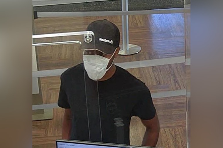 Midday Robbery Try Rattles Sunset Road Wells Fargo Branch