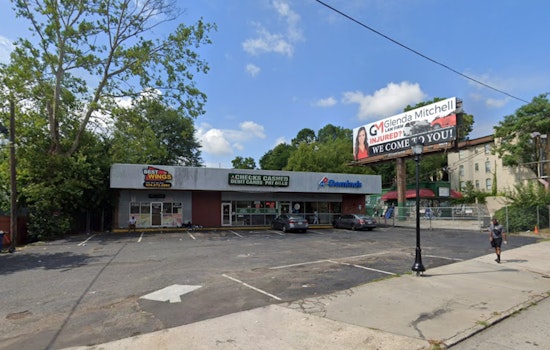 Midtown Ponce Shell Shooting Sends Driver Racing To Hospital