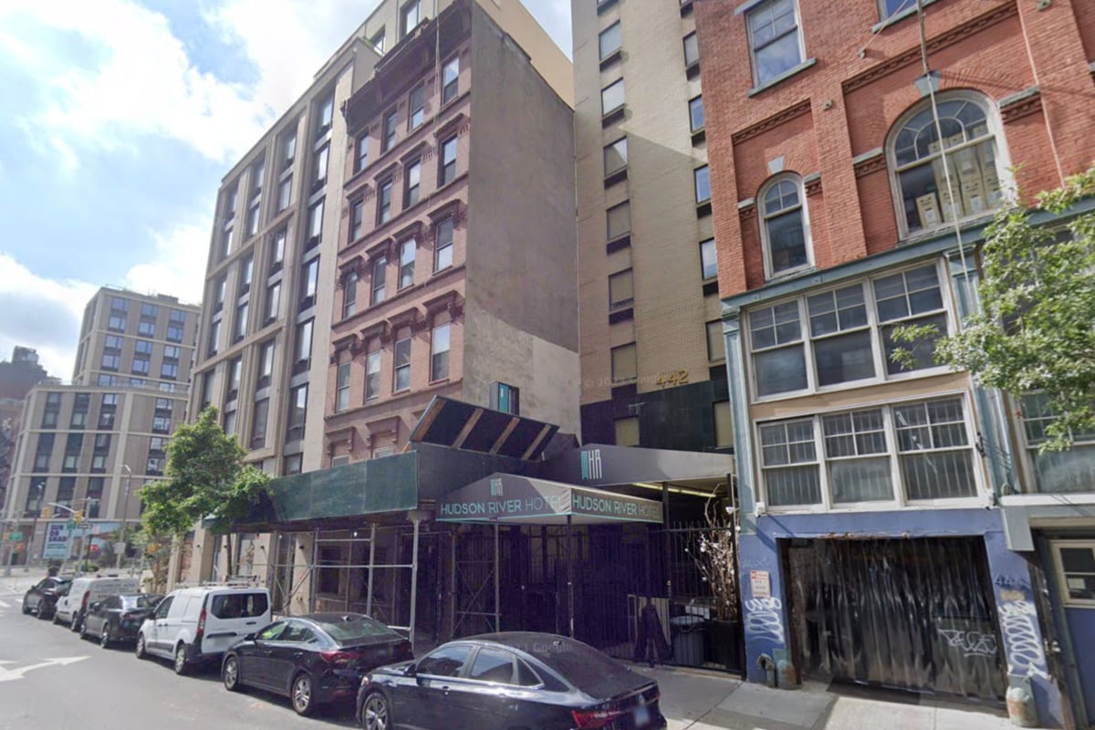 hoodline.com - Damon Caldwell - Midtown Hotel Faces Foreclosure After City's Shelter Lease