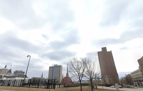 Milwaukee Starts Chilly, Then Cranks Up The Heat By Midweek