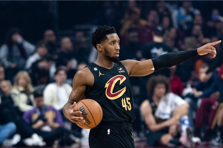 Mitchell Rips Cavs' Brickfest as Knicks Push Cleveland to Brink