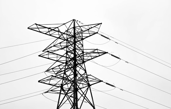 Montana Vista Neighbors Torch Power Line Plan At Heated El Paso Showdown