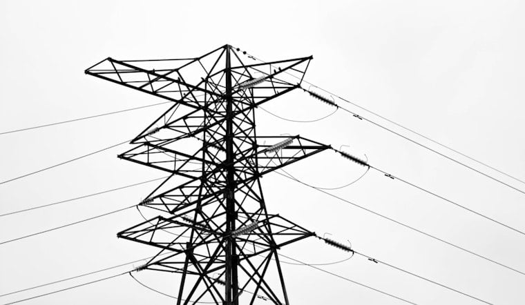 Montana Vista Neighbors Torch Power Line Plan At Heated El Paso Showdown