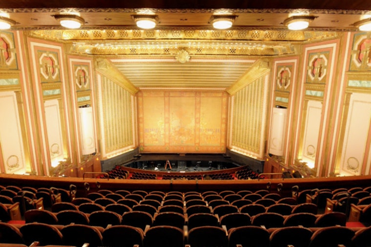 Mozart Money: Negaunee Drops $20 Million On Lyric Opera