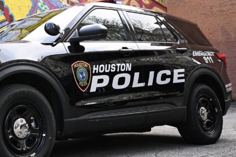 Mystery On Quitman Street As Cops Probe Death Of 66-Year-Old Woman