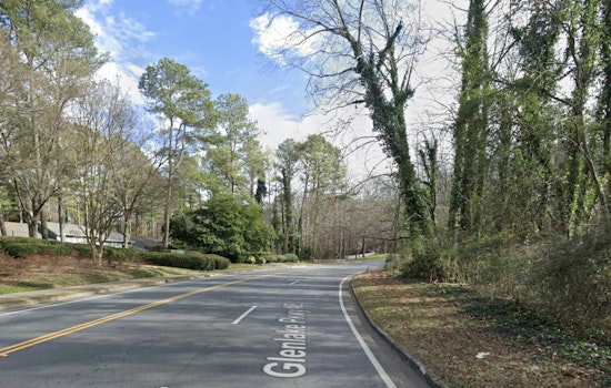 Mystery Police Sweep Turns Glenlake Parkway Into No-Go Zone
