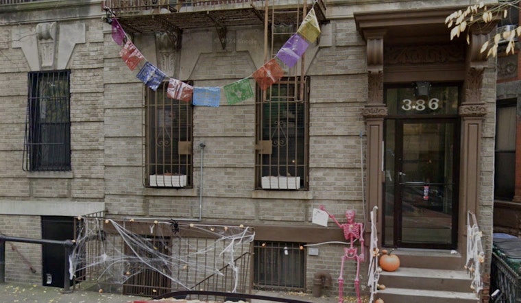 Mystery Woman Found Fatally Stabbed On Quiet Kensington Block