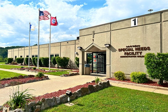 Nashville Prison Medic Busted After Bag Check at DeBerry Gate