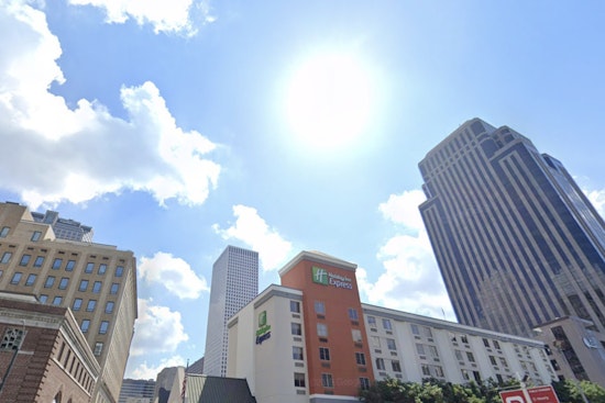 New Orleans Soaks Up Sunshine Before Midweek Storm Parade