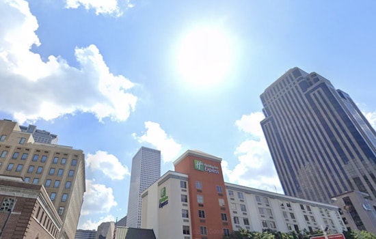 New Orleans Soaks Up Sunshine Before Midweek Storm Parade