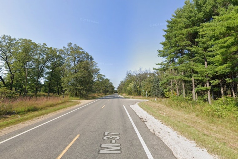 Newaygo County Backroad Crash Leaves Teen Dead, Biker Airlifted