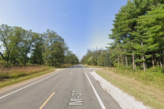 Newaygo County Backroad Crash Leaves Teen Dead, Biker Airlifted