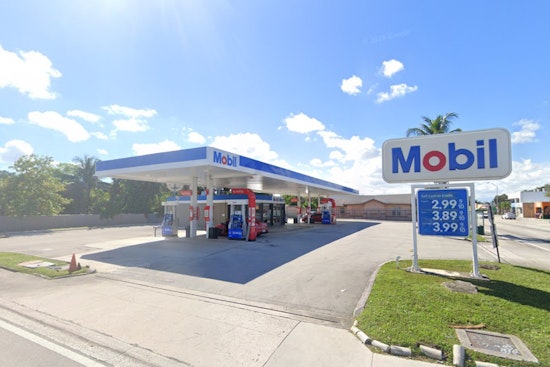 Ninth Street Hotel Cam Rolls as Cops Box In Miami Beach Gas Station Suspect