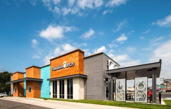 Norman Goes Nuts for Hawaiian Bros Grand-Opening Freebies