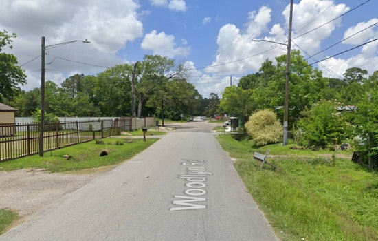 Northeast Houston Block Rattled as Woman Found Dead at Woodlyn Road Doorway