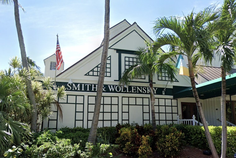 Off-Duty Cop Opens Fire on Alleged Robber Outside South Beach Hotspot