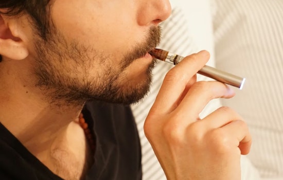 Ohio Pols Go After Rogue Vapes, Threaten To Snatch Them As Contraband