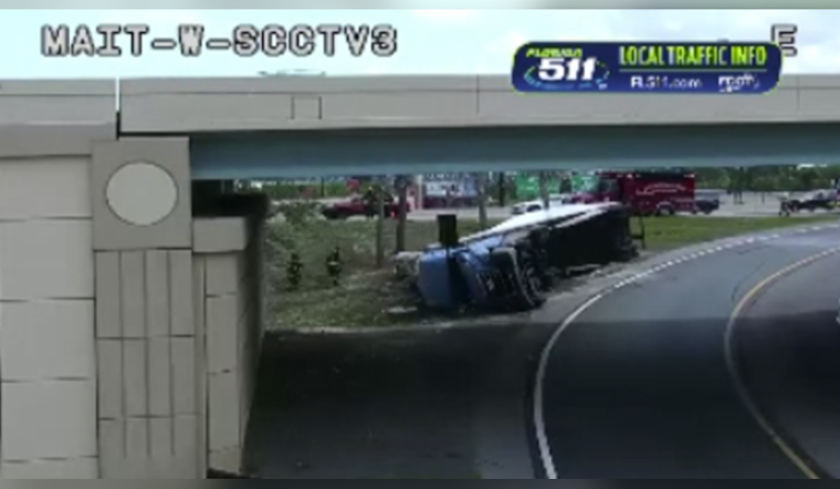 Overturned Chlorine Truck Shuts Eastbound I-4 Ramp in Maitland