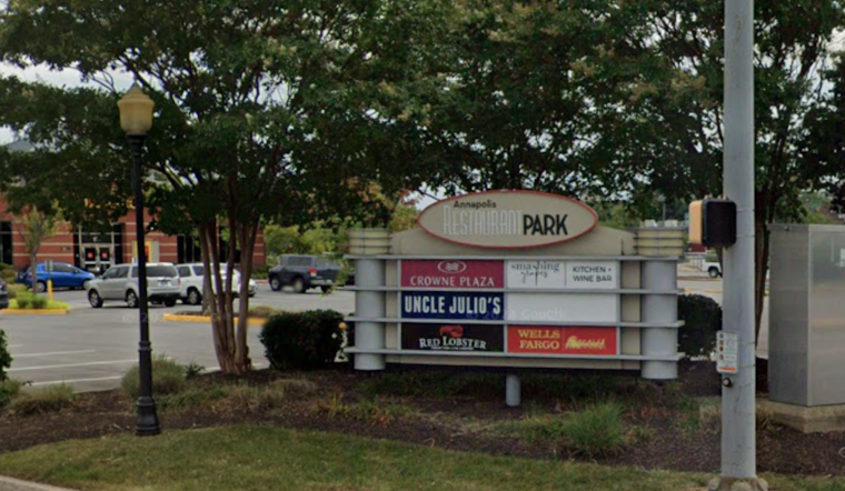 Pasadena Lodge Shutters, Titan Steers Diners To Annapolis