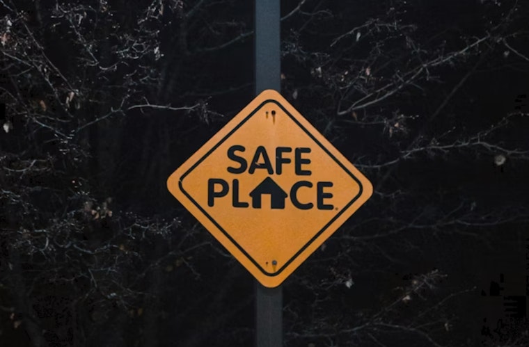Pastor Brooks Leads South Side Violence-Free Zone Pledge
