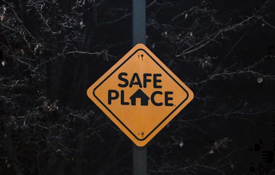 Pastor Brooks Leads South Side Violence-Free Zone Pledge