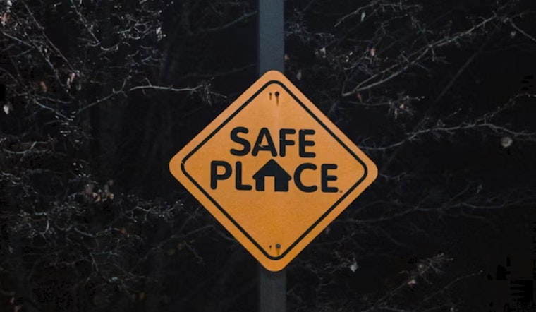 Pastor Brooks Leads South Side Violence-Free Zone Pledge