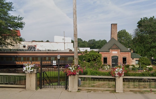 Paw Paw Winery Drops Massive New Stage, Plots 60‑Show Summer Takeover