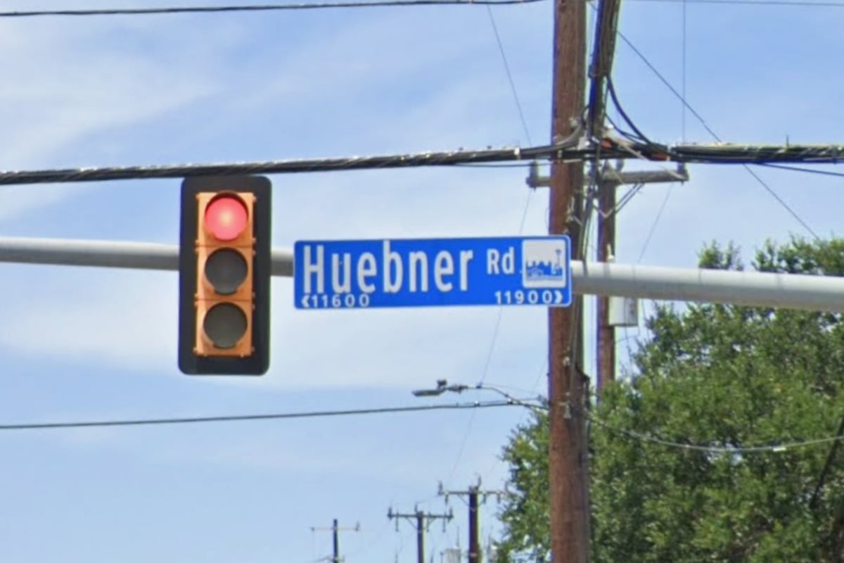 Northwest Side Nighttime Tragedy As Man Struck And Killed Crossing Huebner Road