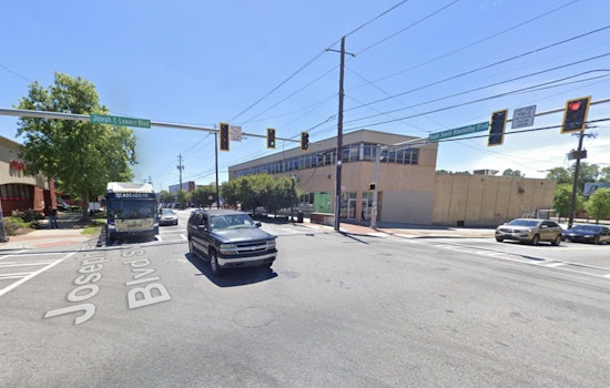 Pedestrian Left Clinging To Life At Southwest Atlanta Crossroads