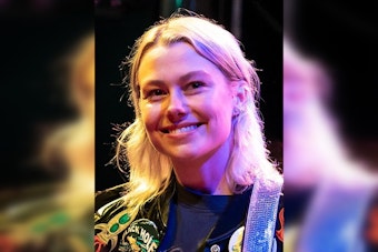 Phoebe Bridgers Surprise Pop-Up At Hi‑Tone Cafe Tonight