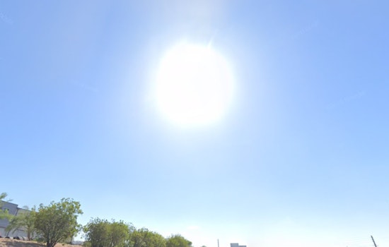 Phoenix Sizzles Near 100 As Weekend Winds Muscle Back In