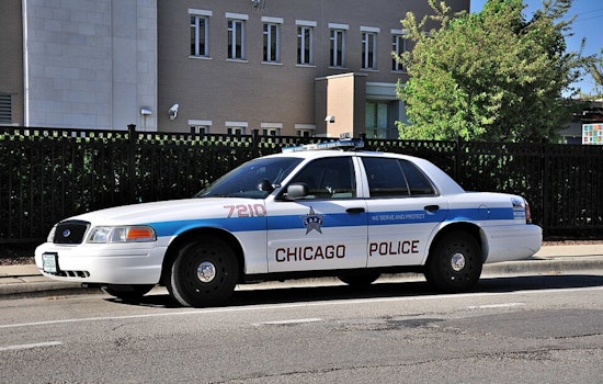 Police Cruiser Rammed In Chicago Street Takeover Video